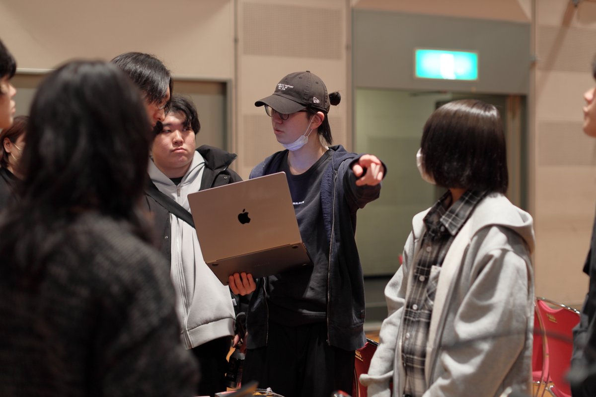 SI_information's tweet photo. いよいよ本日になりました‼️
昨日行われた会場でのリハーサル風景をお届けします！

日程：3月11日（水）
場所：日暮里サニーホール
時間：開場 18:15 開演 18:45
料金：1,000円・高校生以下無料

チケットはパスマーケットでの購入を推奨していますが、
当日券のご用意もあります。

🎫チケットサイトはリプライ欄から⇩⇩⇩