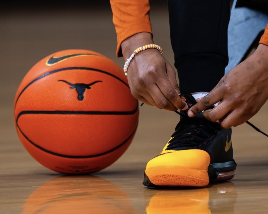 The first member of Kevin Durant’s Team KD will be <a href="/TexasWBB/">Texas Women's Basketball</a> star Madison Booker, who will gain access to exclusive KD player editions, apparel, and more 🔥