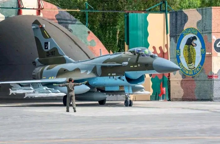 Armed Forces Update tweet media