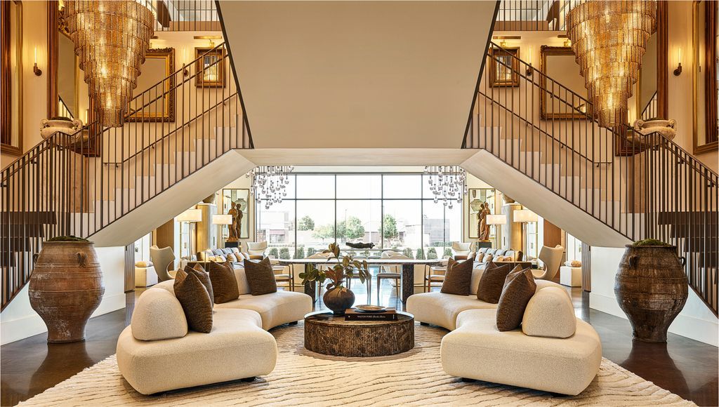 buildwithlingo's tweet photo. RH Oklahoma City The Gallery at Oak was honored at the AGCOK Awards in the commercial category. This project showcases exceptional craftsmanship and architectural precision from NORR and the RH teams. #buildwithlingo https://t.co/0yERv46cKK