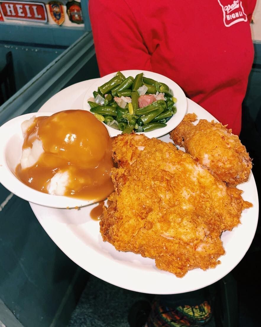 We have Fried Chicken for lunch or dinner.
Includes your choice of two vegetables and cornbread or roll.