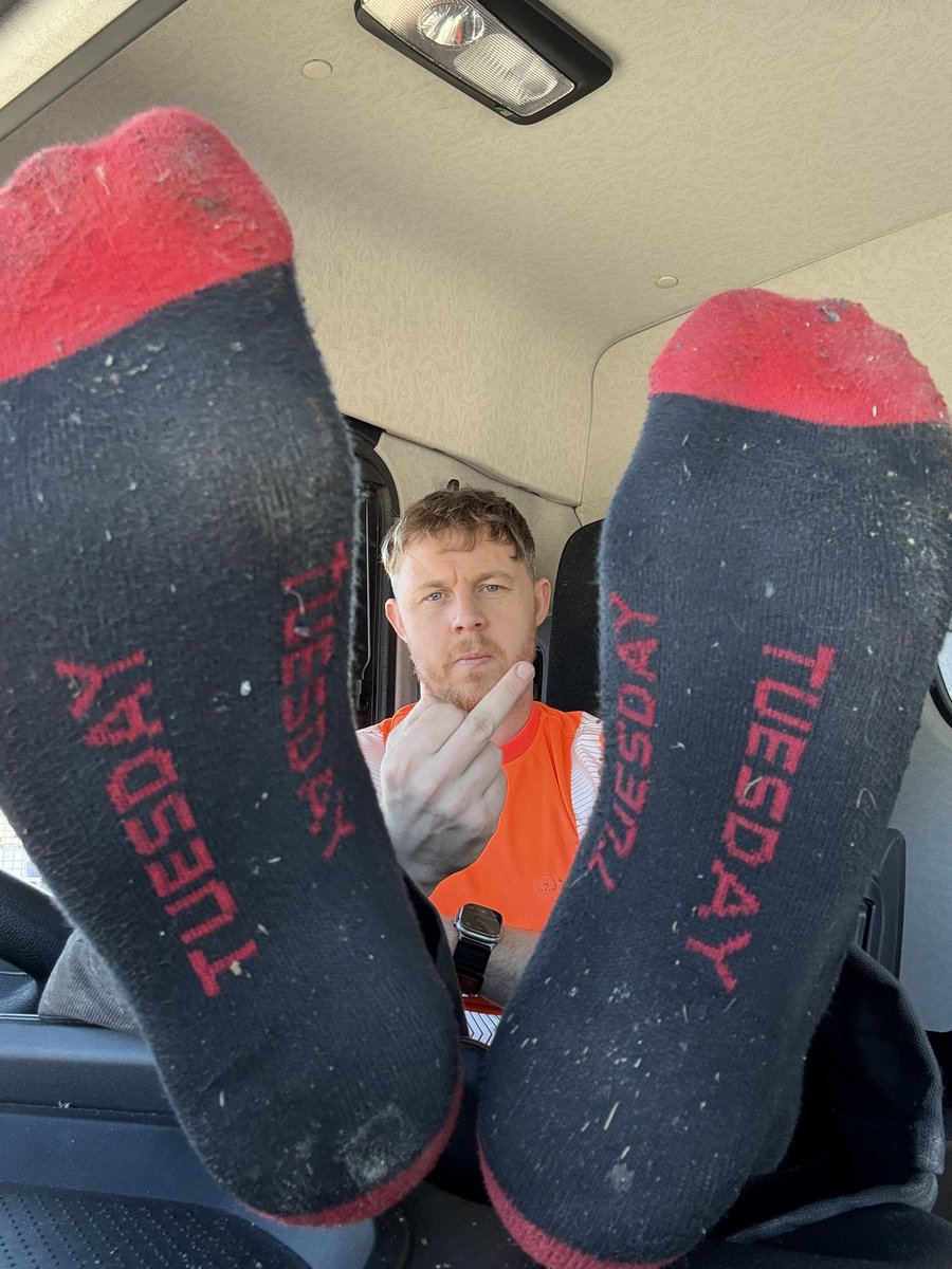 masterlloyd tweet media