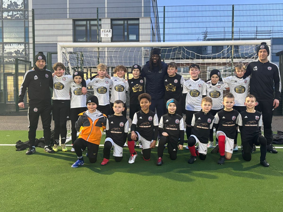 Karoy Anderson met his Tangerine Team Mates from Polish FC last night. 

Thanks for having us along!

🍊 #UTMP | <a href="/BFCCT_/">Blackpool FC Community Trust</a>