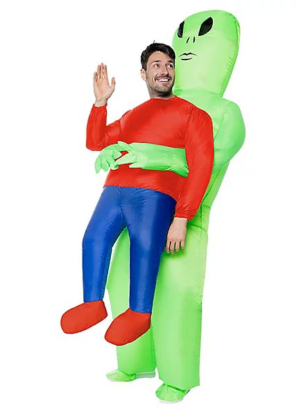 Chat, hear me out.  This, but with Frieren and Fern as a fortnite skin.