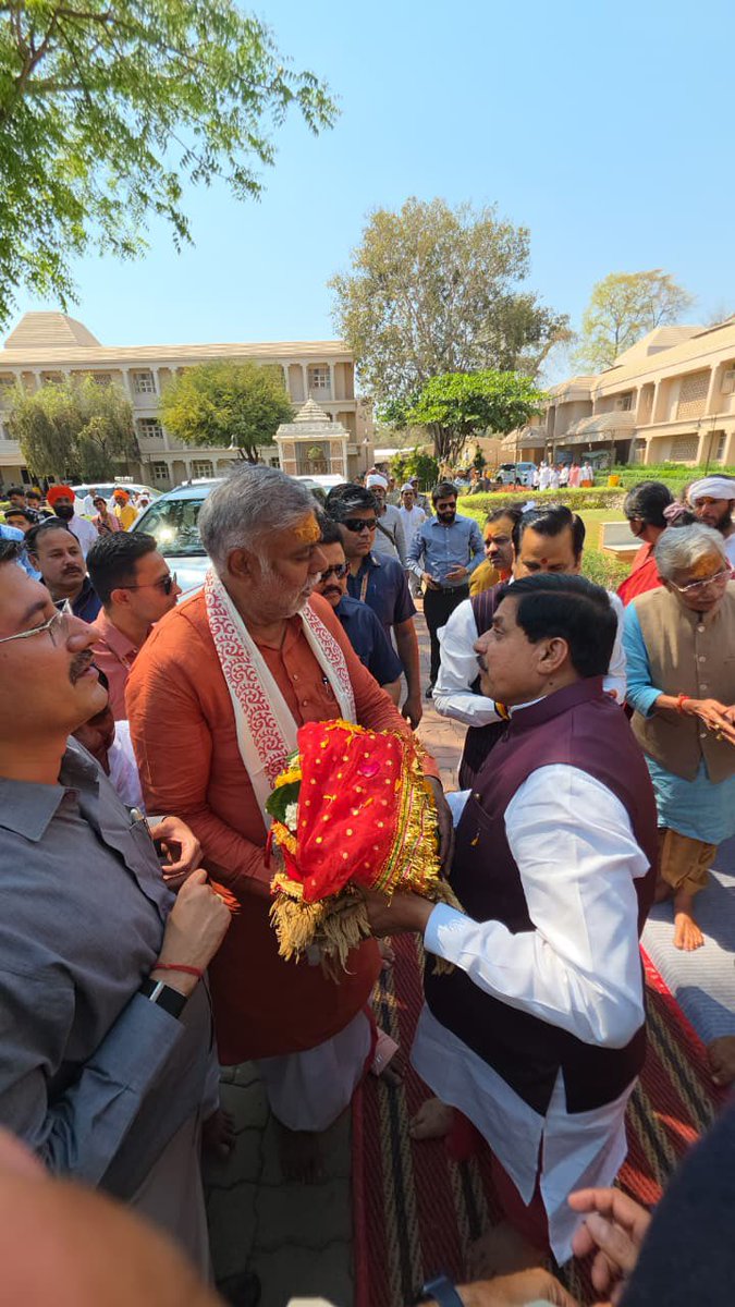 Prahlad Singh Patel ( वृक्ष से जल, जल से जीवन) tweet media