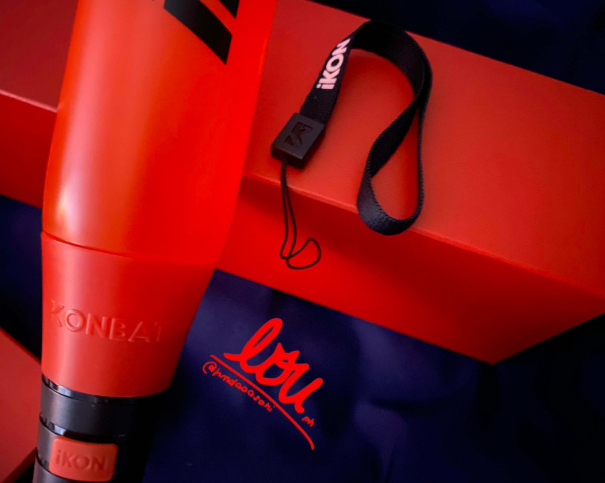 hmdasaaahi's tweet photo. konbat version 2 | lightstick
wts lfb ph ⋆˚꩜｡
⭑𓂃used once .ᐟ.ᐟ
𑣲 very good condition

☆ ₱1,200 
complete inclusions 𖹭

٠࣪⭑mop: gcash
٠࣪⭑mod: j&amp;t
٠࣪⭑loc: bataan

pls feel free to dm/reply ᢉ𐭩

rfs: don't attend concerts 
tags: ikon 
(starting bns acc ⋆˚࿔) https://t.co/MLeyWLYypC