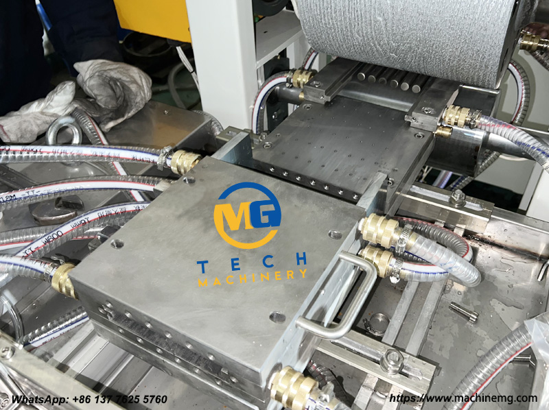 WPC_machine's tweet image. Create high-quality WPC decking, wall cladding panels, and fence profiles with advanced 3D on-line embossing technology. #WPCMachine #WPCExtrusion #WPCDecking #WPCWallCladding #WPCFence #PlasticExtrusion #ManufacturingTechnology #MachineMG #IndustrialMachinery