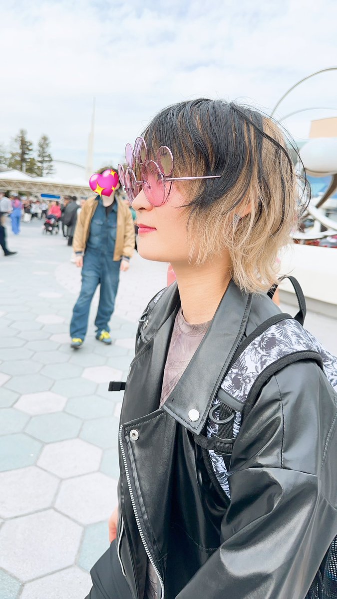 MANAMIX_HADICHI's tweet photo. krmc(  ･᷅-･᷄ )ﾜﾃｸﾗﾓﾁ
Happy Birthday✨🎊🎂🥳

載せたい写真たくさんある〜選ぶの大変w😩好きな角度のやつと可愛いのとセンターポジのやつ♡╰(*´︶`*)╯これからもカッコいいベース宜しく💙

#ハヂチ #4ヶ月連続生誕祭 #krmc https://t.co/de9tS8KM0e