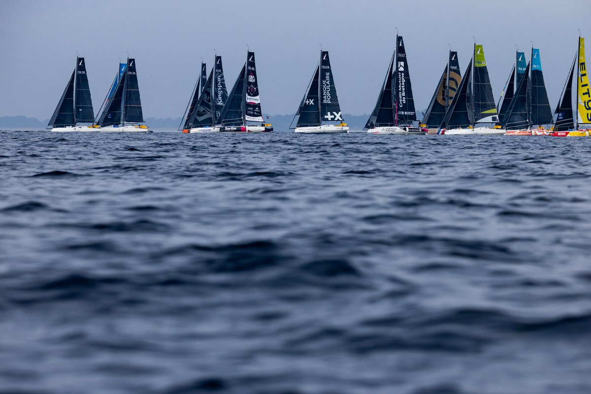 VoileBanquePop's tweet image. 🚩 @SoloGuyCotten | Parcours côtier n°2

Deuxième jour de compétition pour Loïs Berrehar. Dans des conditions plus favorables, Loïs monte en puissance avant le grand parcours avec une 21e place aujourd'hui.

🔜 Départ du grand parcours demain !

📷 BPCE / Qaptur

#PassionVoile