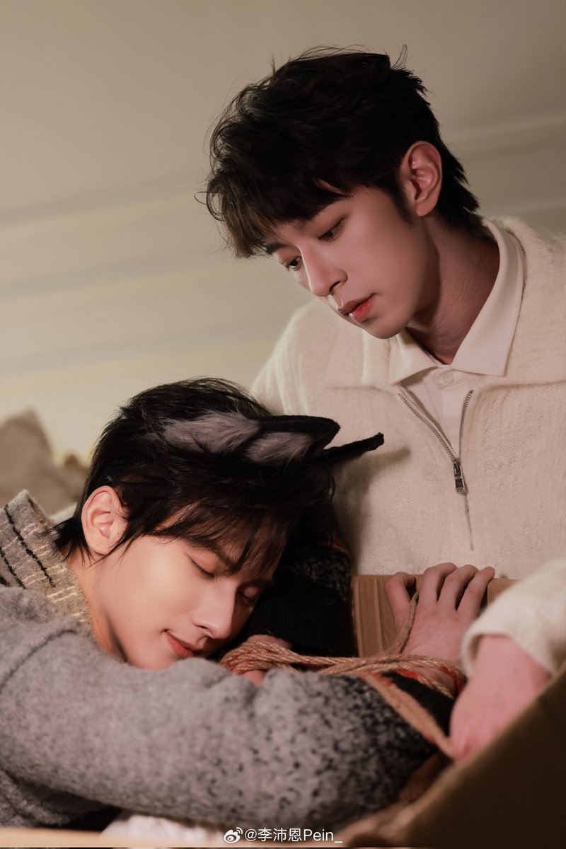 AAofAAff's tweet photo. ช่วงนี้คู่ชิปผมรักเอยเตยหอมเหลือเกิน งุ้ยยยยยยยยย อิ่มความสุข 😍
#JIANGLI #LEKAI #JOSSGAWIN https://t.co/LddaNHhL6x