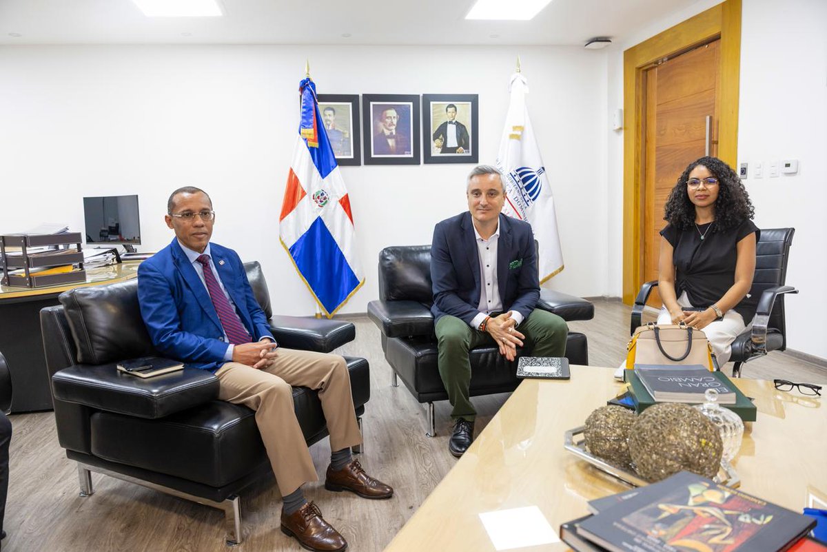 Contraloría General de la República Dominicana tweet media