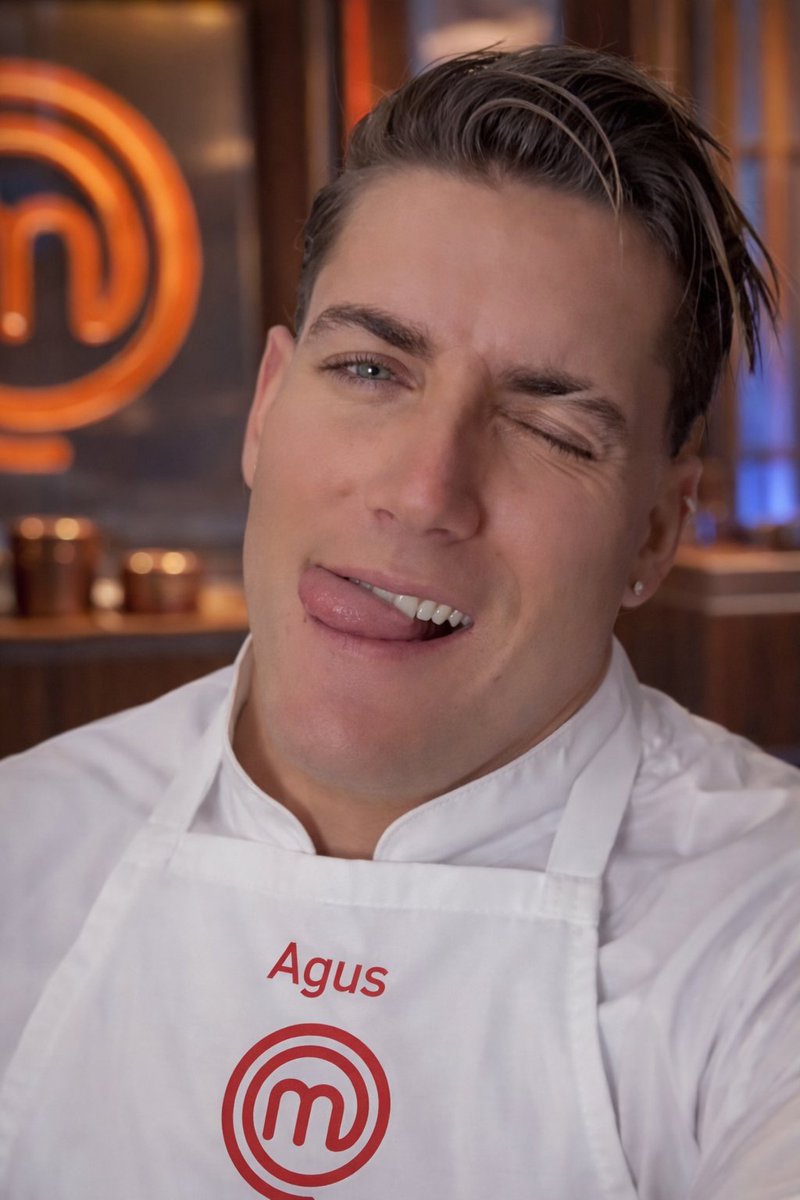 Ana003400's tweet image. Buen día! 🙂🩵

@MasterChefMx ..cuándo anuncian los participantes? Necesito ver a @AagusFernandezr en la cocina más famosa de Mex!

👨🏼‍🍳🔥

#AgusFernandez 
#AgustínFernández 
#MasterChef 
😍😍😍🫰🏼