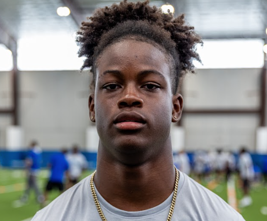 sixstarfootball's tweet photo. EVENT COVERAGE: A LOOK AT SOME OF THE TOP LINEBACKERS FROM DAY 1 AT RIVALS HOUSTON

📈6STAR Football Breaks down top performing middle defenders from Rivals Houston🔥

STORY▶️https://t.co/ZXuTxm5PEx

@ladarionbanksjr @Nilecail @ColeCox2027 @cadenexum18 @Florent_Fast @Roman_flugence @LFoster_14 @GioGonzalez0 @OwenGunter_2028 @MannyGutierrez_ @Eli_Ivy_GSTX @BookieJones6 @NikoKansala @gerrard_kaufman @Elliskingatx @GMclawhorn009 @tymiller_27 @JtMosley15 @KPThaGr8 @ktaylor2028 @Cameron_T_9 @david_umah0 @WalkrWilliams34 @CordWilliamson @kendrickwyattjr