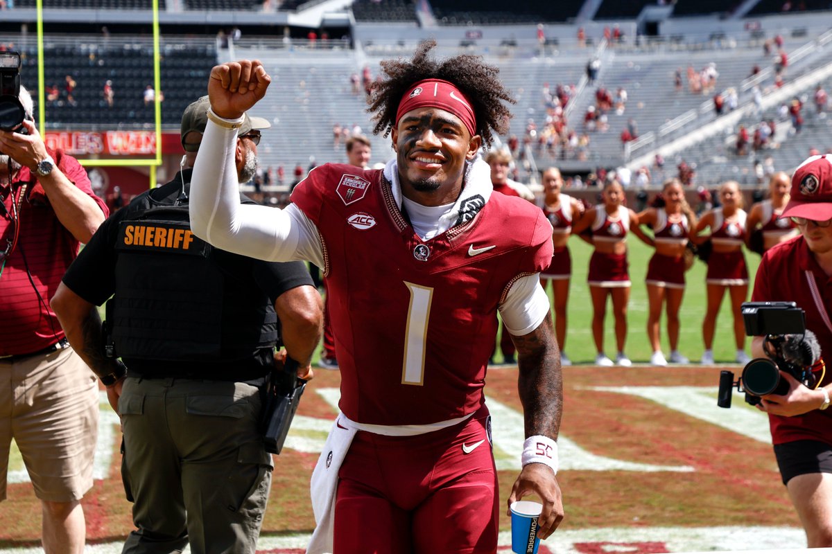 Bleacher Report CFB tweet media