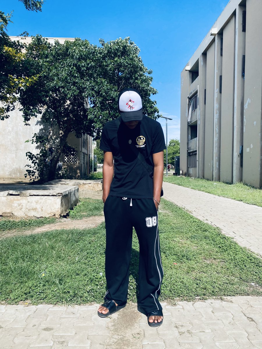 sir_abdull_'s tweet photo. This is my brother and he loves modeling!!!!! https://t.co/IkPrW1YpSV