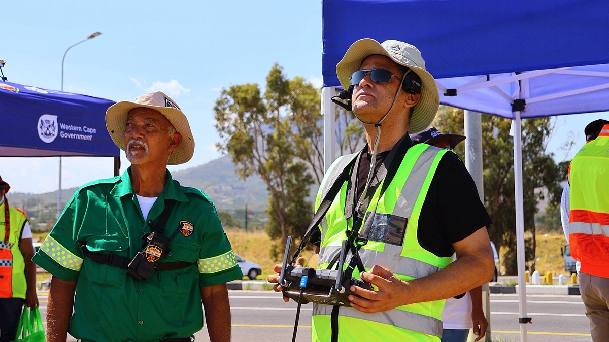 Premier Alan Winde tweet media