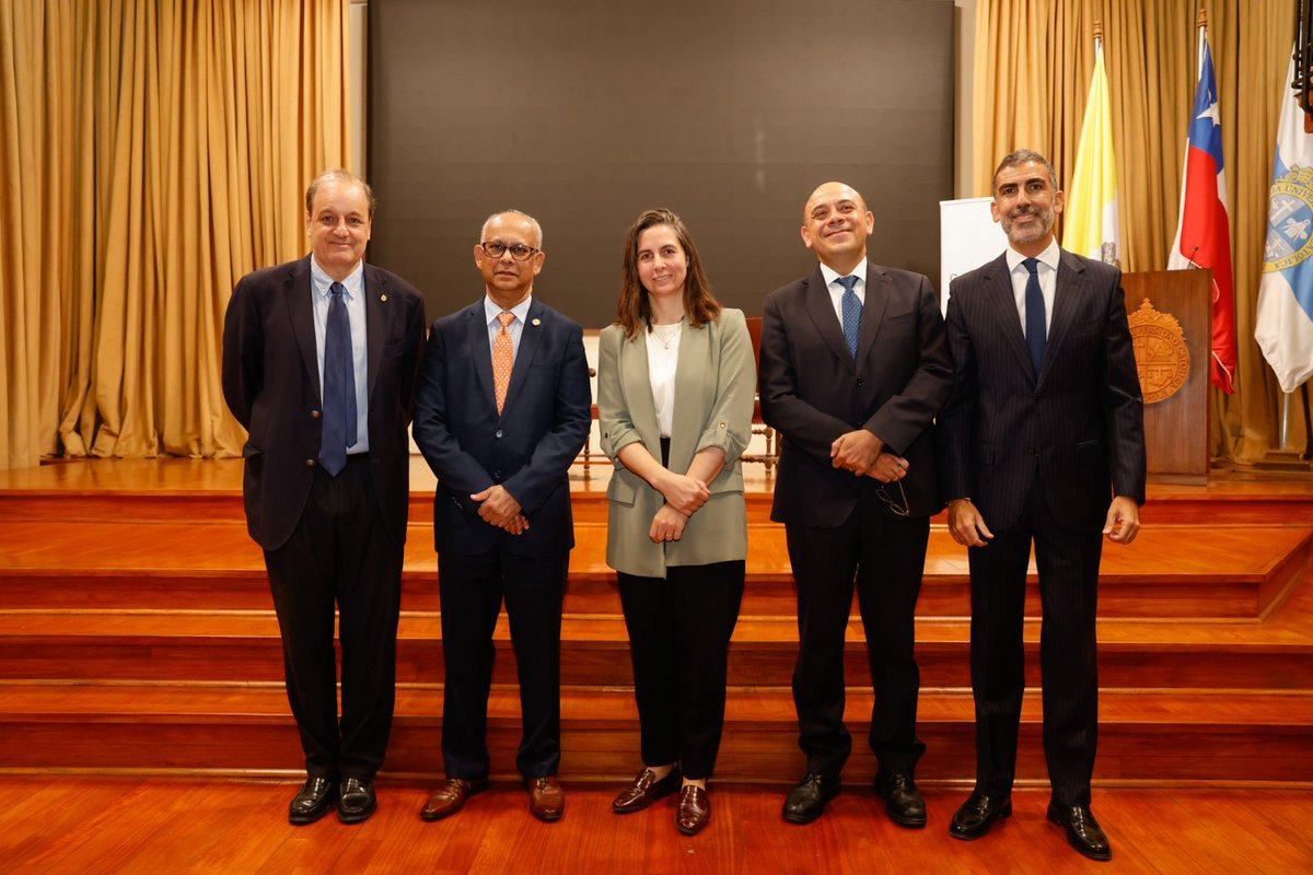 cei_uc's tweet image. 🌎 Esta mañana inauguramos el año académico con la conferencia “Las Américas en la Nueva Geopolítica”.

La actividad contó con la participación del Secretario General de la @OEA_oficial,  Albert Ramdin (@SG_OEA_OAS).

#CEIUC #UC #Geopolítica #OEA #RelacionesInternacionales