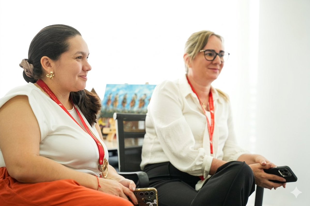 #Hoy encuentro con el Gaula de la Policía de Casanare para abordar la extorsión que afecta a empresarios y comerciantes durante la temporada de renovación de la matrícula mercantil. Se fortalecerán acciones informativas para prevenir este delito.
#ActivaTuNegocio