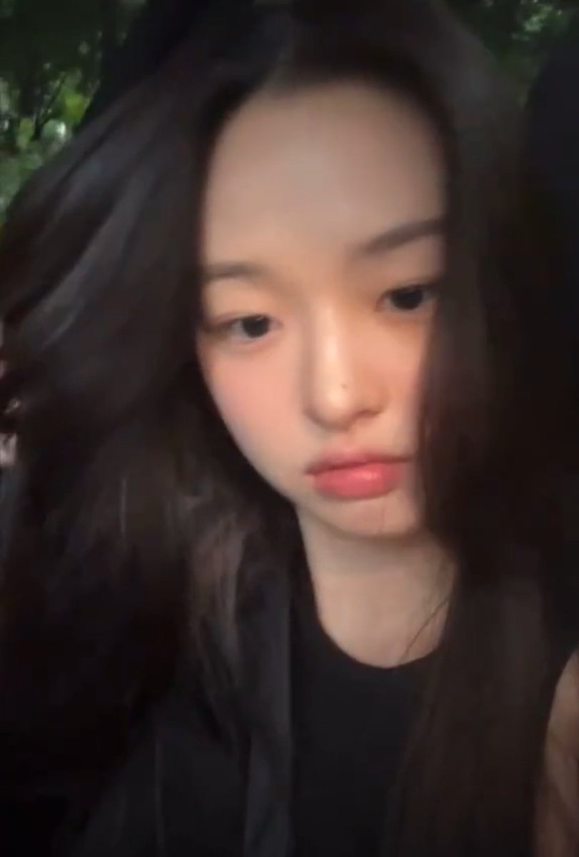 ms. kitty tweet media