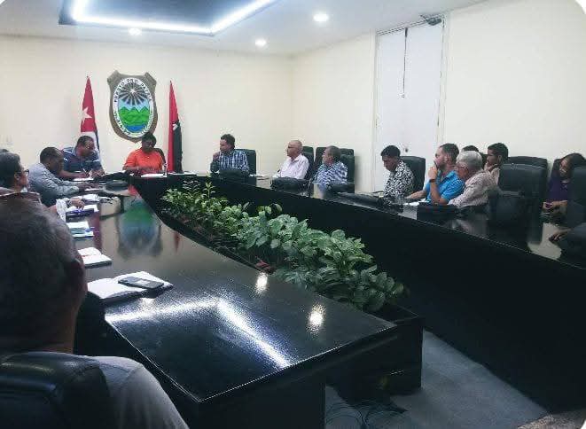 UNEAC_online's tweet image. 🎺 Aún en medio de las actuales adversidades, se apuesta en Santiago de Cuba por enriquecer la identidad cultural y sostener la condición de Ciudad Creativa en la Música, informa la emisora #CMKC
facebook.com/share/p/1CjnAj…
#ArteFiel
#65Uneac
#LaCulturaEsLaPatria🇨🇺👇