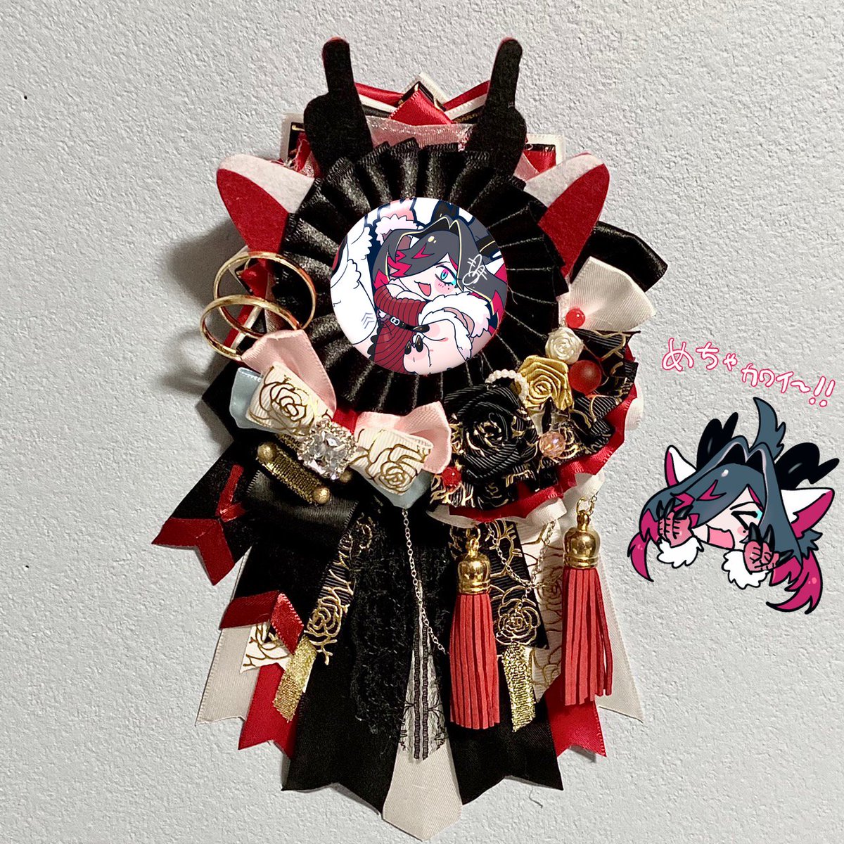 妹くんに代理ちゃんデザインのロゼット作ってもらったよ〜〜!!!❤️❤️めちゃかわいいからにんげんたちも見てほしい〜! 