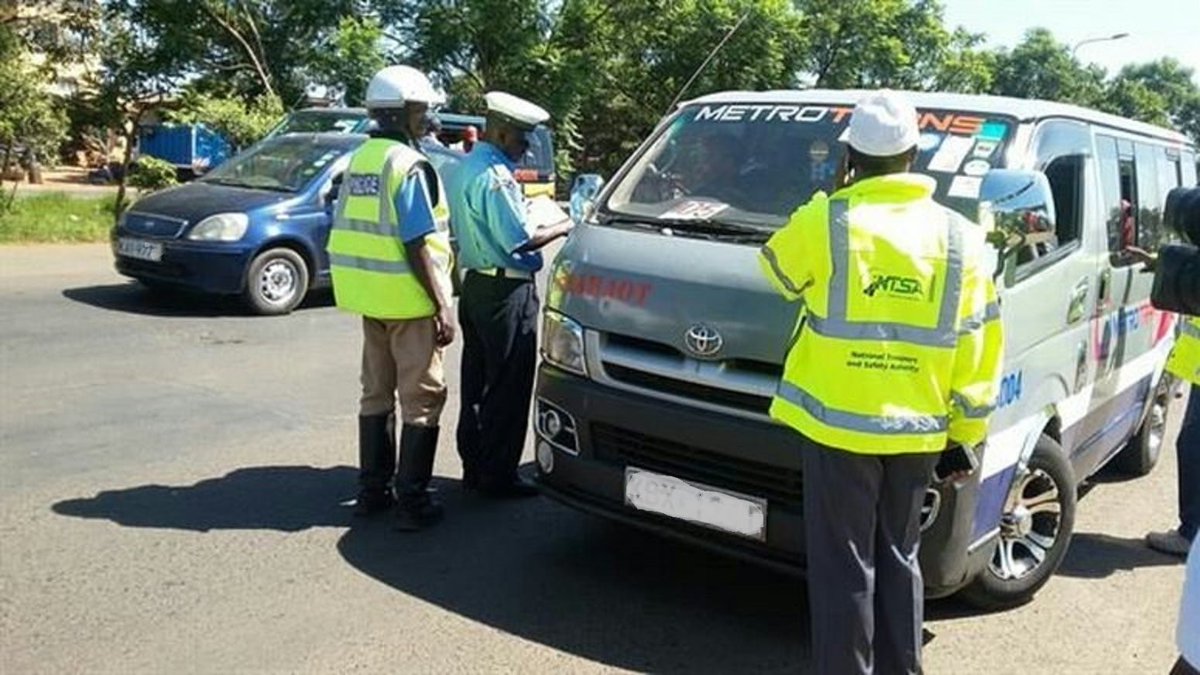 TOA MAONI: Mkenya awasilisha ombi mahakamani kupinga mfumo wa NTSA wa faini za papo hapo uliopitishwa akiutaja kutokuwa wa usawa.

Je, NTSA ilitekeleza mfumo huo haraka?

Filikita Jillo atasoma maoni yako mwishoni mwa Habari za Kina za saa moja usiku.
#HapaNdipo