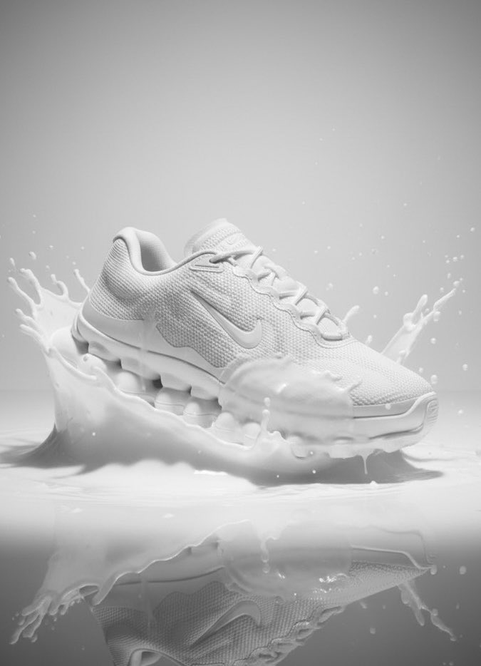 johnnyx_btc's tweet photo. Nike Sportswear Introduces the Air Liquid Max 🫧⚪️⚪️⚪️ https://t.co/WAvk8ctIYn