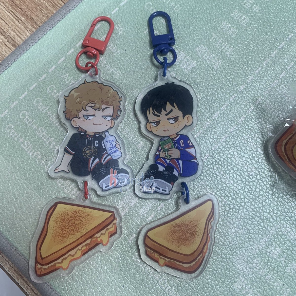 ; 삼색고양이🐾 tweet media