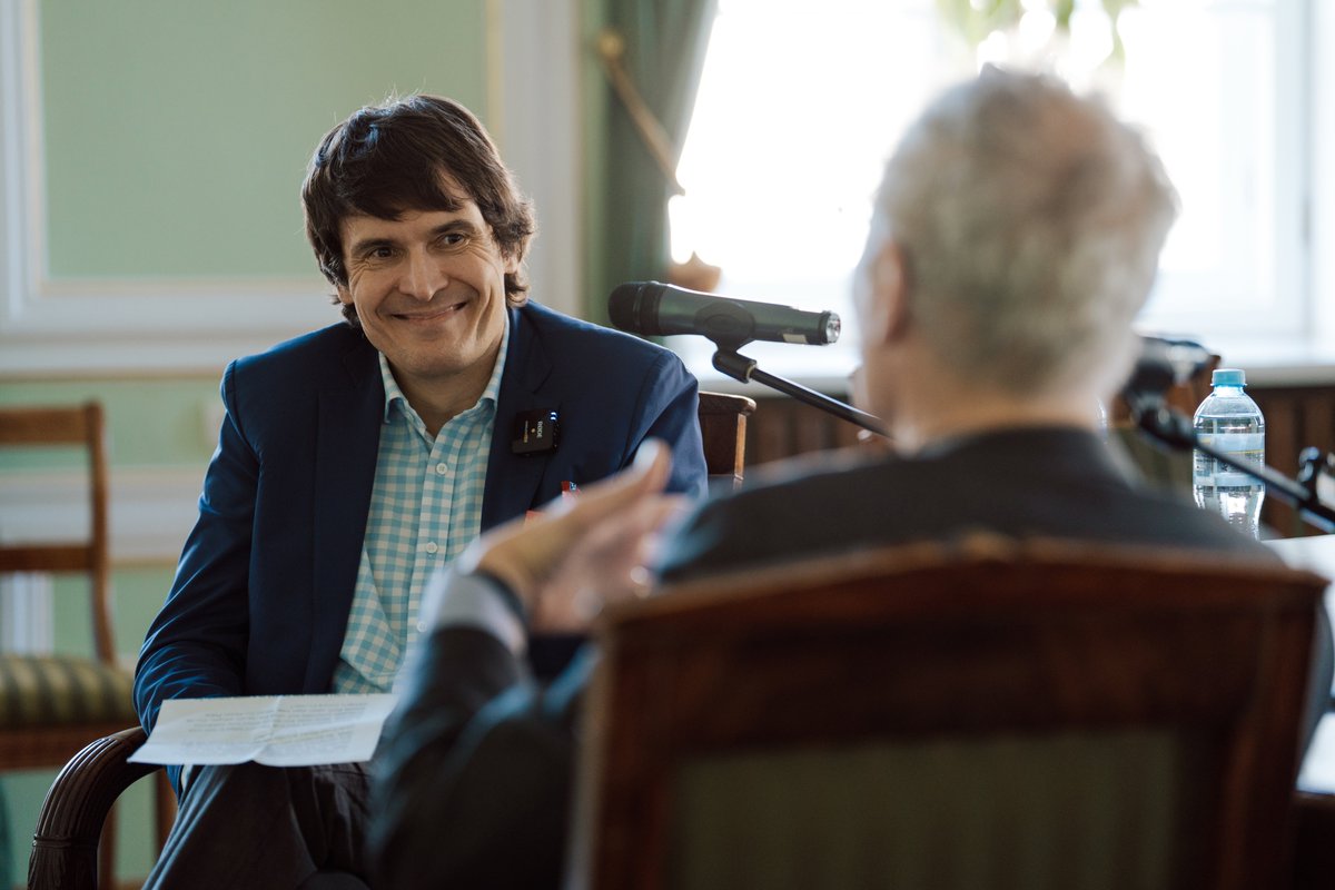 IMol_Institute's tweet image. At the invitation of @IMol_Institute, 2024 Nobel Prize laureate Prof. Victor Ambros, President of the IMol SB, met with Prof. Dariusz Jemielniak, Vice-President of the @PAN_akademia.

The meeting with the press was followed by Prof. Ambros’s lecture.

fot. Marcin Krokowski