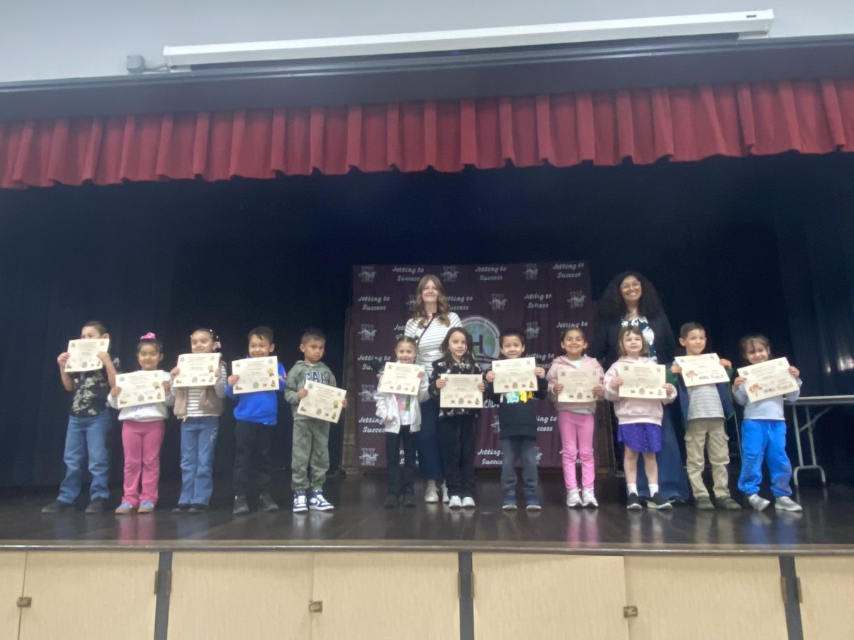 HolbrookMDUSD's tweet image. Celebrating our Kindergarten students! #2ndTrimester #WeAreHolbrook