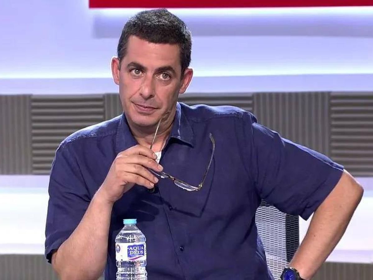 Antonio Naranjo ha desmontado hoy, en directo, y con una elegancia y sutileza brillante, el mantra de la supuesta superioridad moral de la izquierda. 

Y creo que Sara Pérez Santaolalla, con un escasísimo bagaje profesional es, aunque ella aún no lo sepa,otra víctima socialista