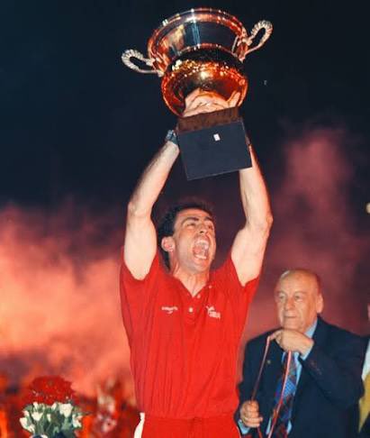 Πολυνικος tweet media