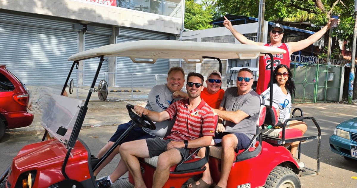 Private, all-inclusive, and filled with sunsets, laughter, and unforgettable memories in Guanacaste. 💛🌅

Book your stay today!⁠
🌐 villabuenaonda.com⁠
📧 reservations@villabuenaonda.com⁠
📱 +1-800-414-0159⁠

#LuxuryTravel #AllInclusiveVilla #Guanacaste