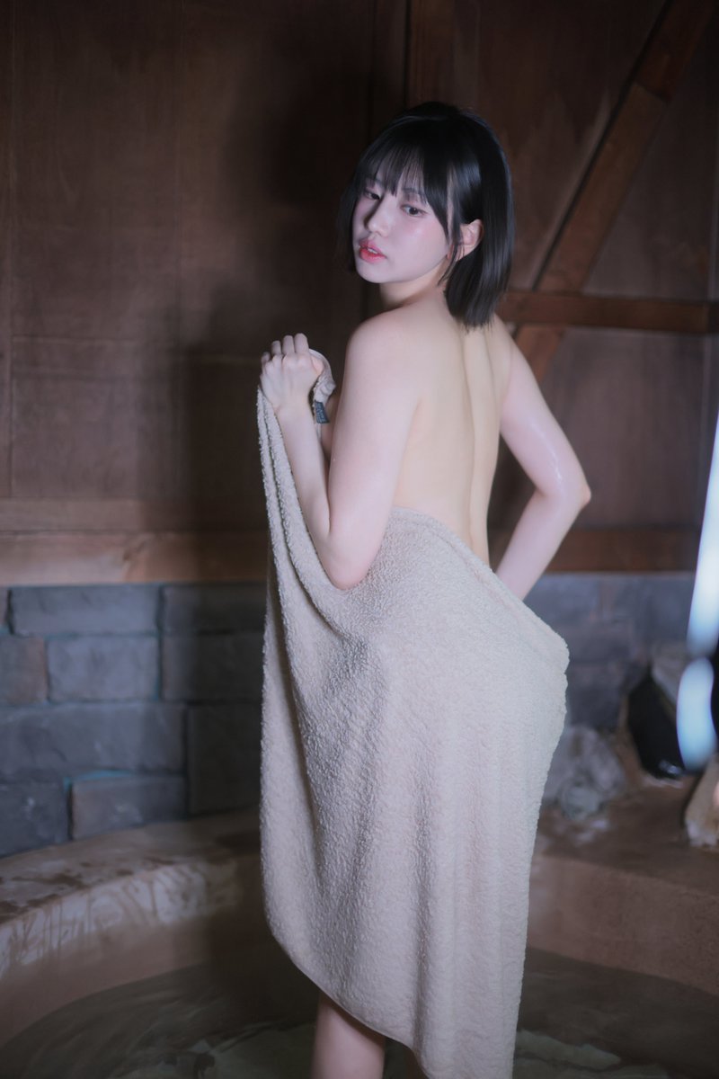 Leeheeexp's tweet photo. Secret Night at the Ryokan with Youchi Traditional vibes meet sultry elegance in this exclusive 273-photo set. Who's ready for a private escape?
https://t.co/6Kat19zlk4
#Youchi #SecretNightAtTheRyokan #Ryokan #Gravure #AsianGravure #KoreanModel #ExclusiveSet #ShowArtX https://t.co/FPdhONc08H