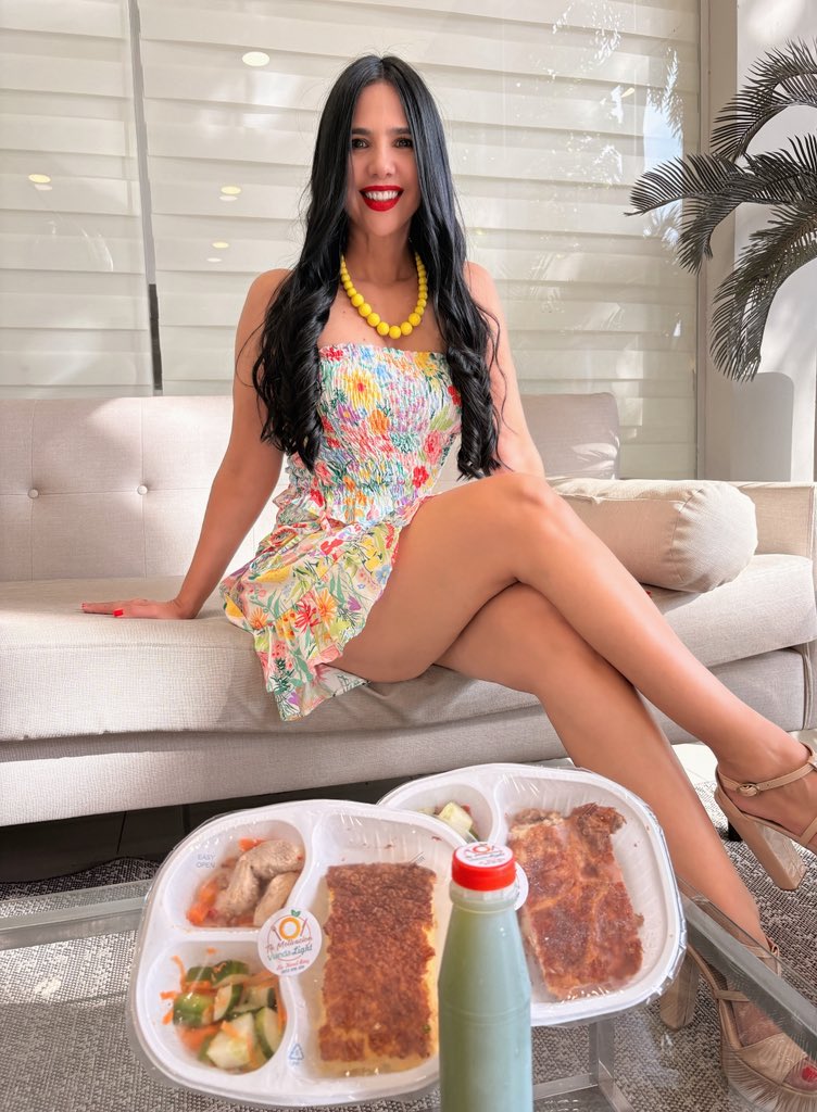 noritarodrigok's tweet image. Para mí, la prioridad es alimentarme bien, descansar, ejercitarme y ser feliz. Hoy les muestro un poco de mi vida y la empresa que cuida mi nutrición.
🥗 tumotivacionviandas #dieta #salud  #tumotivación