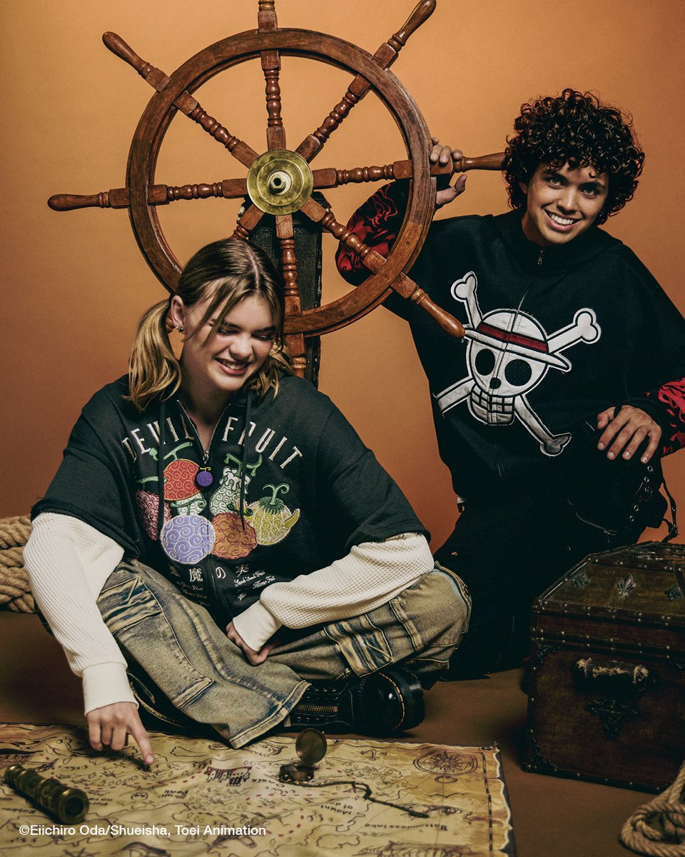 Hot Topic tweet media