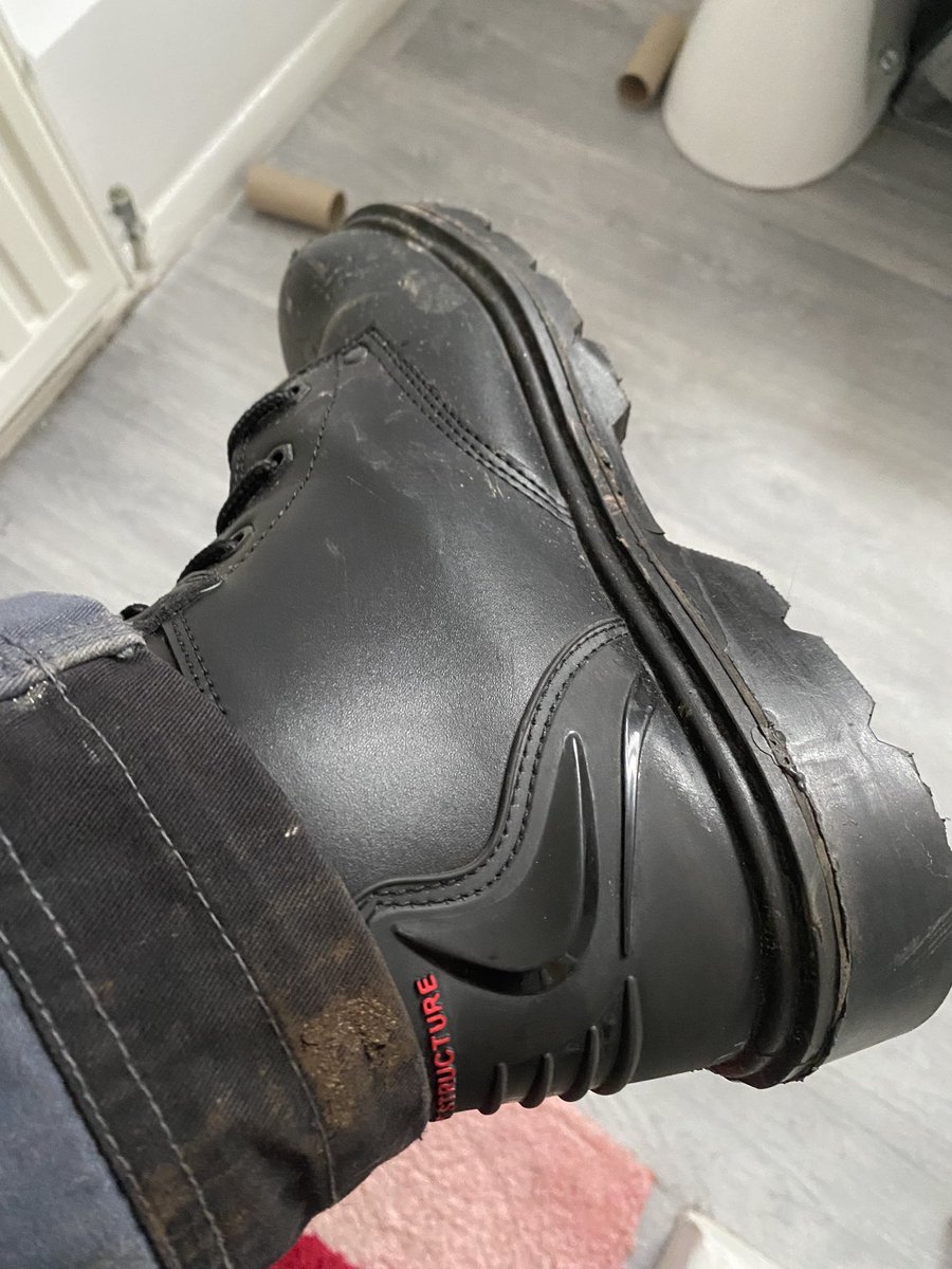 ScousemasterJ's tweet photo. New pair bought, who’s taking my old pair , highest offer takes them https://t.co/oskfswVKq2