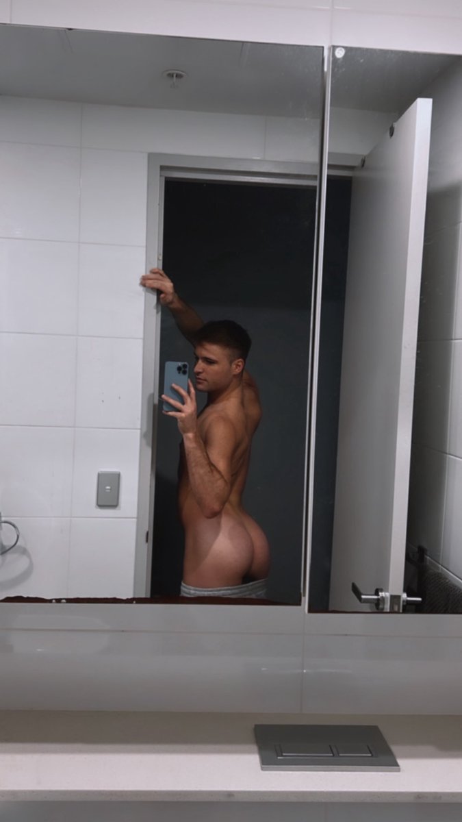 Carter_Goldd tweet media