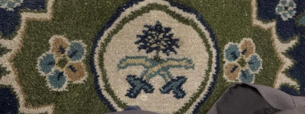 ‏فيصل tweet media