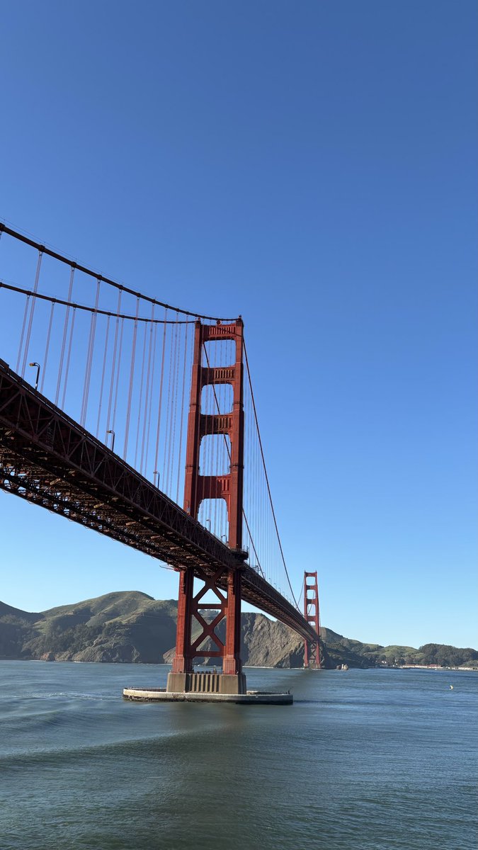 Robert_Drop's tweet photo. Weekends in SF https://t.co/kw4fWuHH1a