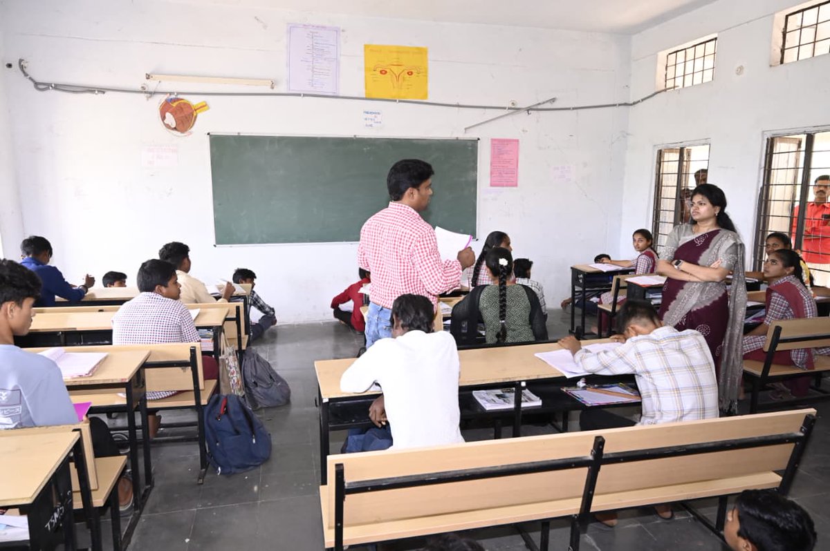 Collector Mahabubabad tweet media