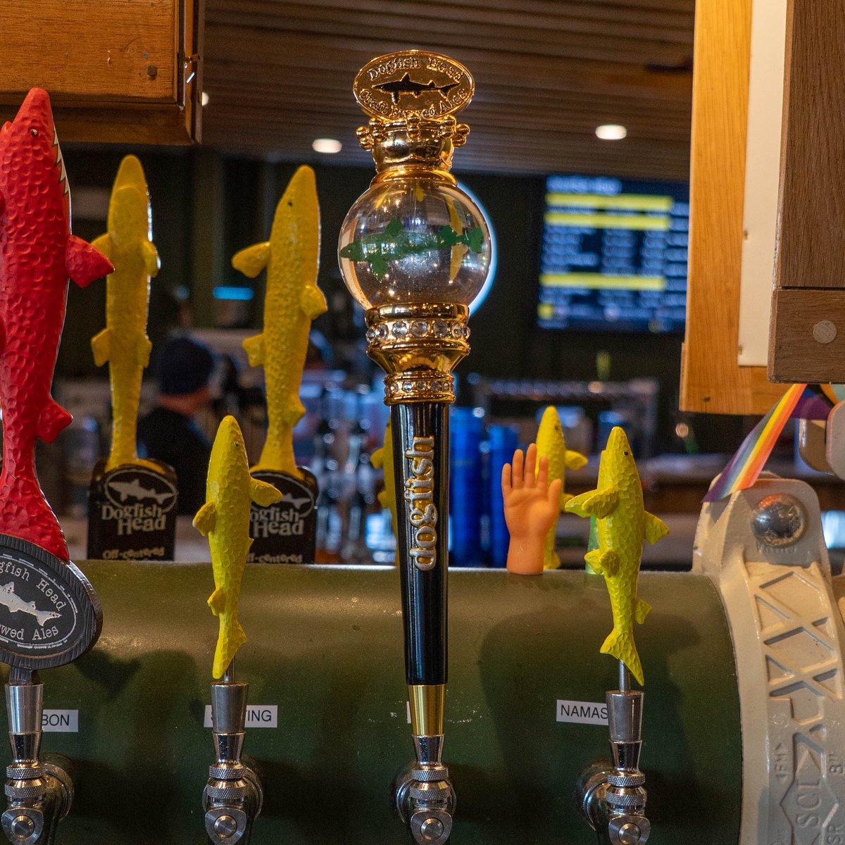 dogfishbeer's tweet photo. Back from the Dogfish Head archives .... the OG UBER Tap Handle is back! This super limited, online-only release is available now, so hop on over to https://t.co/gRhOvhEmhT to snag yours ... before they’re all gone! https://t.co/Uby2BkUGTo