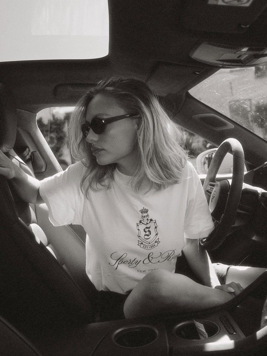 frxnfrxn's tweet photo. ⠀⠀
⠀
     ⠀⠀⠀#PHUPRPG    .ᐟ.ᐟ    #BEDELTA
     ⠀⠀   and ℐ like her, ℐ wish she 𝓀new,
     ⠀⠀⠀'𝒸ause no one 𝓁ikes her like ℐ do.
⠀
⠀⠀ https://t.co/UIGsCQrALZ