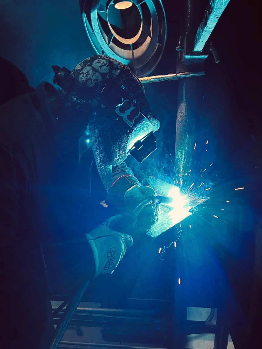 Universal Technical Institute tweet media