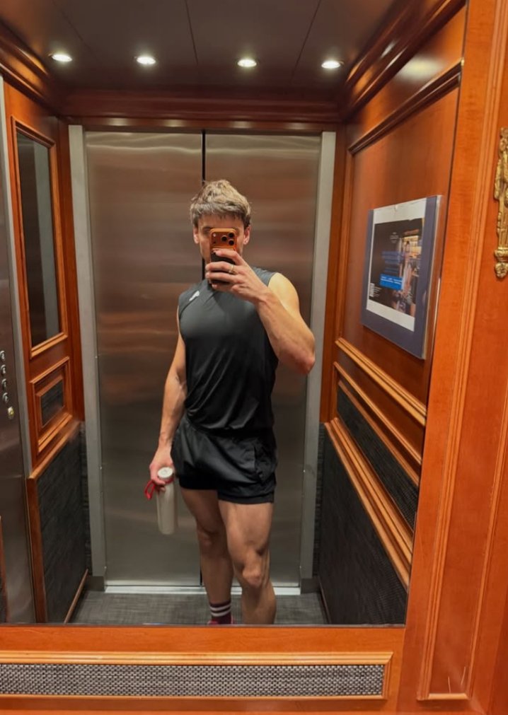 ChubbyLadXXX tweet media