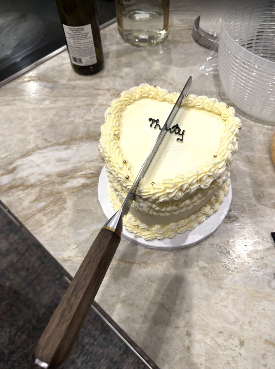 ˗ˏˋmewtru´ˎ˗ tweet media