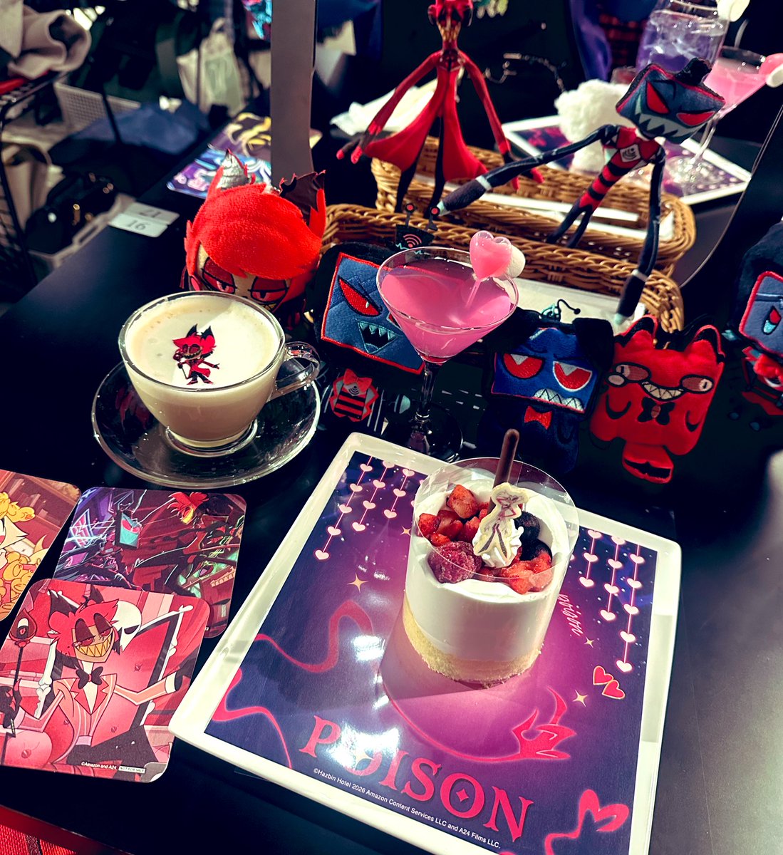 KonShot03's tweet photo. Went to the cafe❤️ https://t.co/Df1RU83WQP