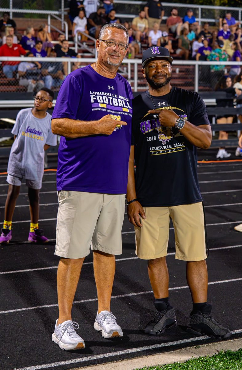 Mr. Principal 📚🎨🥎🎉 tweet media