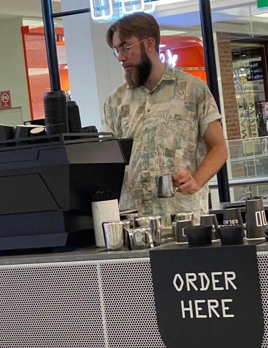 Anime Posts tweet media