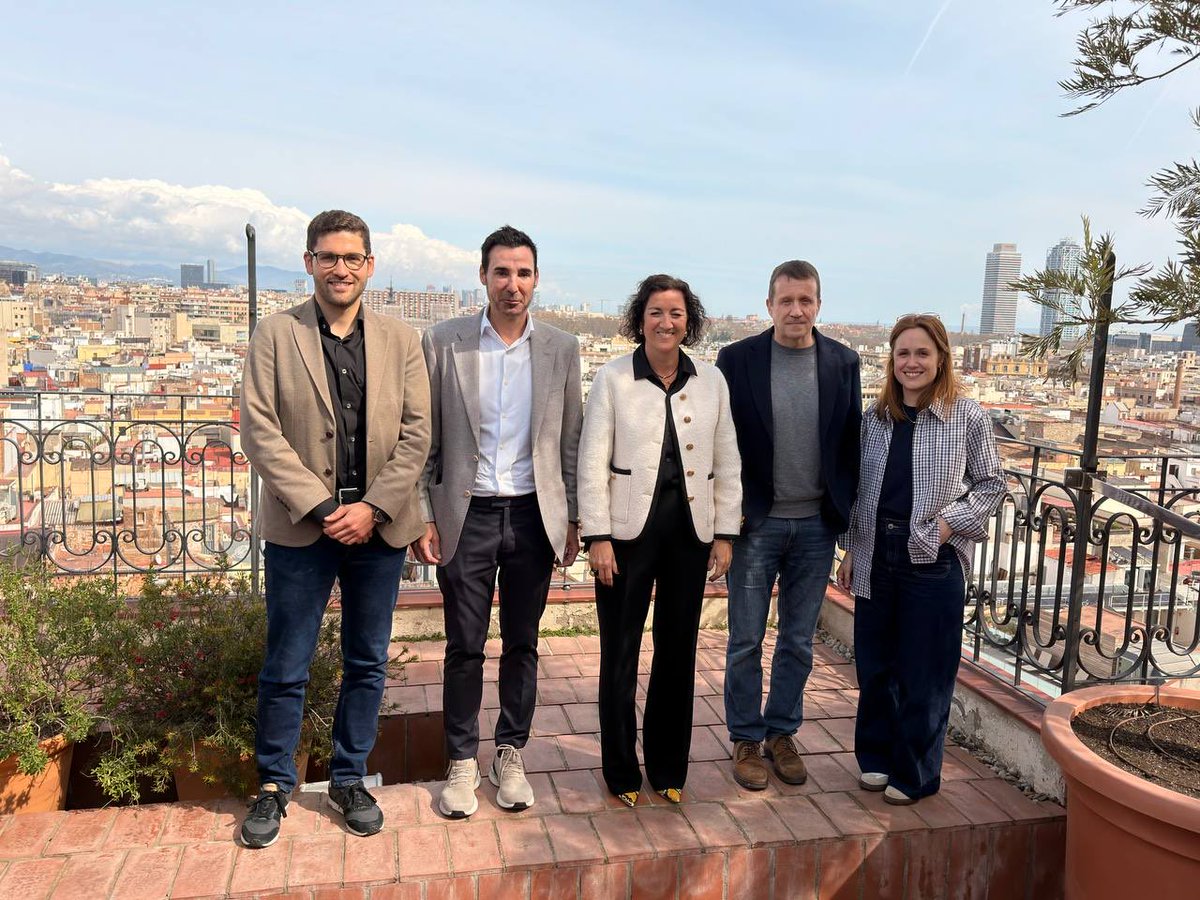 Alícia Romero 💜 tweet media